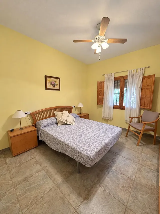 Vivienda independiente con parcela de 2.446 m2, piscina y vistas a la montaña en El Berro — 9