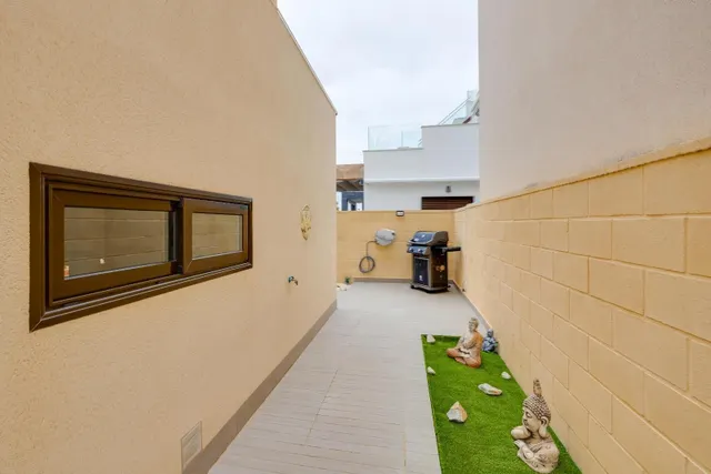 Villa 3 habitaciones 120m² en venta - Centro de la Ciudad Quesada — 44