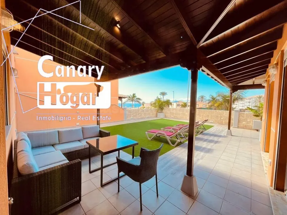 VILLA EN VENTA EN MESETAS DEL MAR, LOS CRISTIANOS