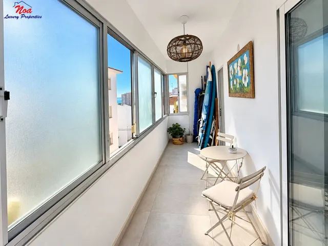 Apartamento reformado y amueblado con terraza a 300 metros de la Playa de la Rada, Estepona — 10