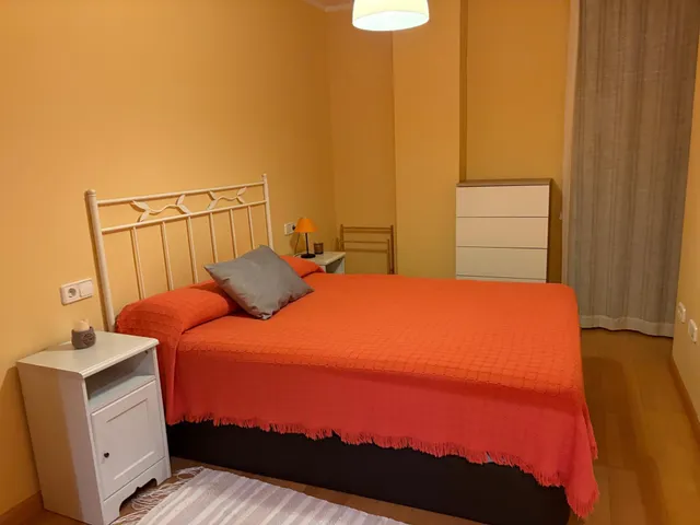 SE VENDE APARTAMENTO SEMINUEVO EN EL CENTRO DE VALENCIA DE DON JUAN, AMUEBLADO, COCINA, SALÓN, TERRAZA, DESPENSA, 2 HAB., BAÑO, — 16