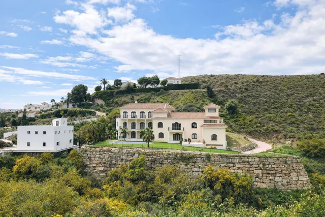 Chalet 7 habitaciones 876m² en venta - Costa del Sol — 24