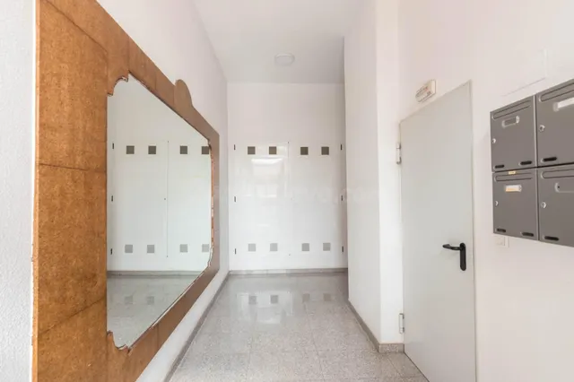 PISO EN ALCANTARILLA — 3