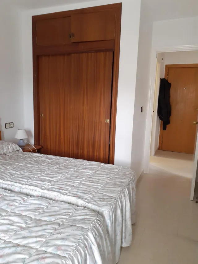 Alquiler temporada junio, julio,agosto y sept. apartamento 2 dormitorios 1 baño en la Cala con wifi — 28