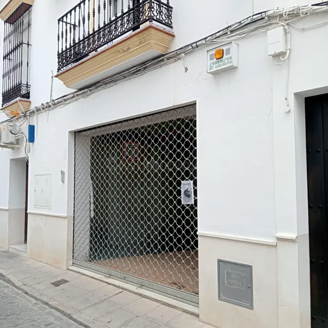 Venta de Local sin posesión (no visitable) en Osuna - Sevill