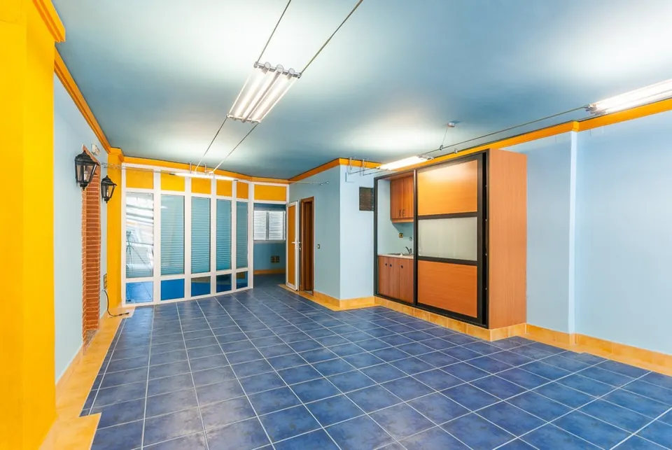 LOCAL COMERCIAL EN ZONA DE PASO