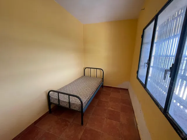TERRENO DE 30 HECTÁREAS CON VIVIENDA DE UNOS 50 METROS ENTRE CÁCERES Y MALPARTIDA DE CÁCERES — 8