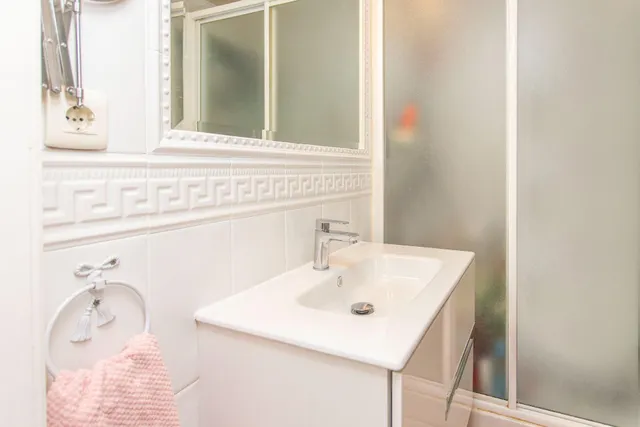 Se vende piso en planta baja en el centro (vpo) — 17