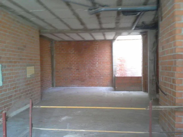LOCAL EN VENTA EN CALLE ESCRIBANO — 2