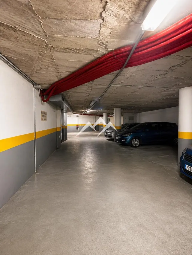 Se vende plaza de aparcamiento con trastero en Palma — 7