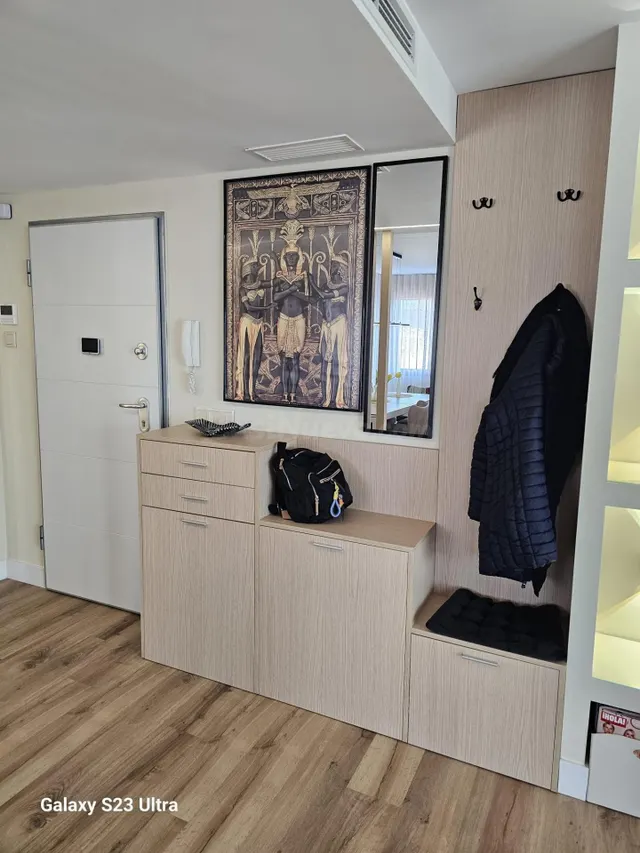 PISO CENTRICO