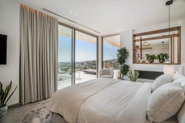 Chalet 6 habitaciones 943m² en venta - Costa Del Sol — 21