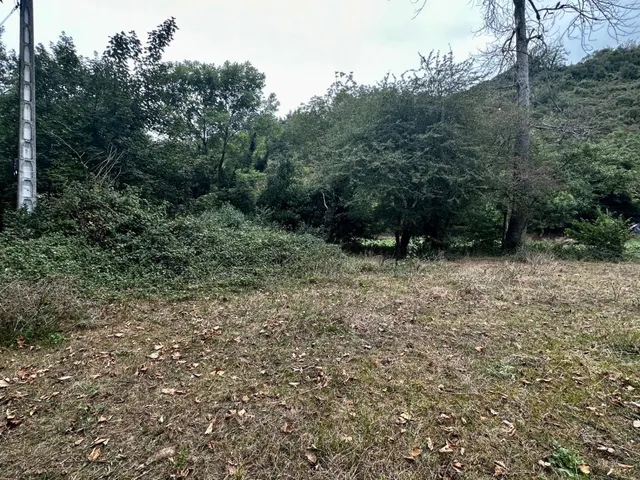 FINCA EDIFICABLE A 10 KM DE LA PLAYA — 10
