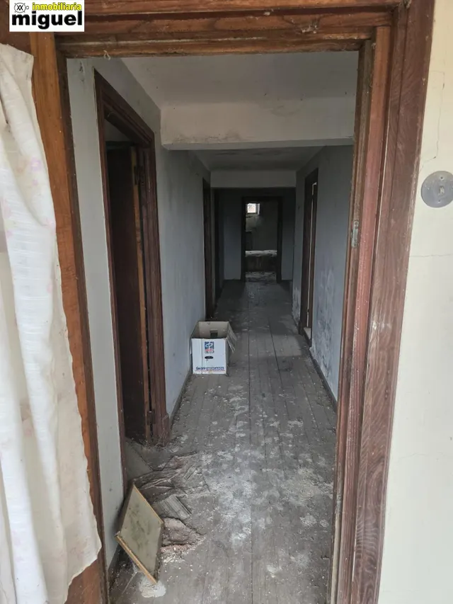 Se vende gran propiedad para rehabilitar en Abándames, Peñamellera Baja — 21