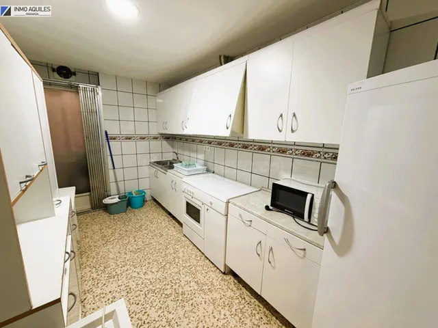 Piso 4 habitaciones 115m² en alquiler - Camino de ronda - foto 3
