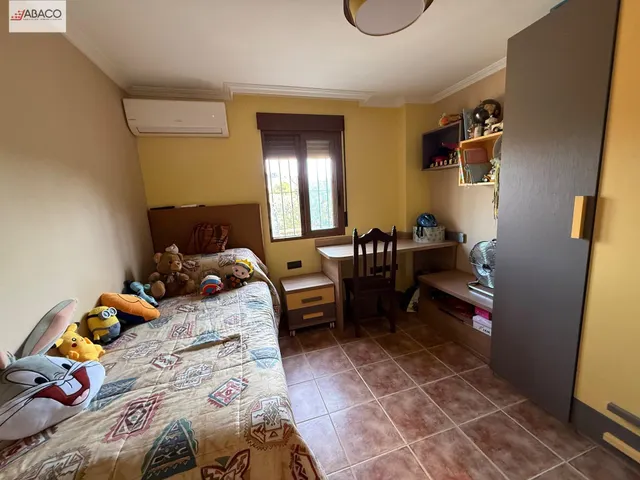 Chalet con 2 viviendas y amplia parcela en la Alcoraya — 26