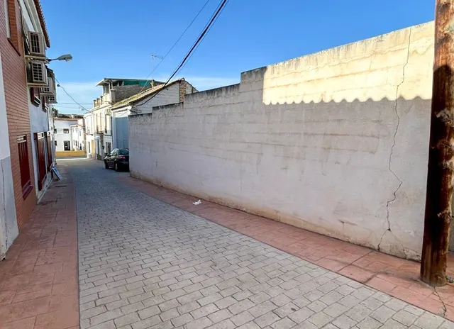 ¡Oportunidad Única en el Centro de Atarfe! — 17