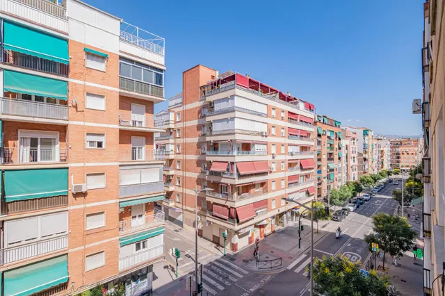 Piso en Calle Arabial — 11