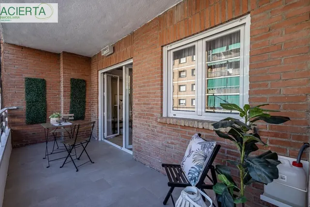 PISO REFORMADO JUNTO AVENIDA CADIZ — 8