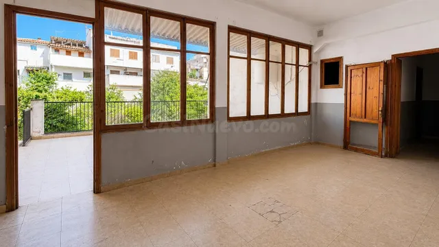 Amplia Casa Tipo Dúplex en Inca, Zona Cristo Rey - foto 3