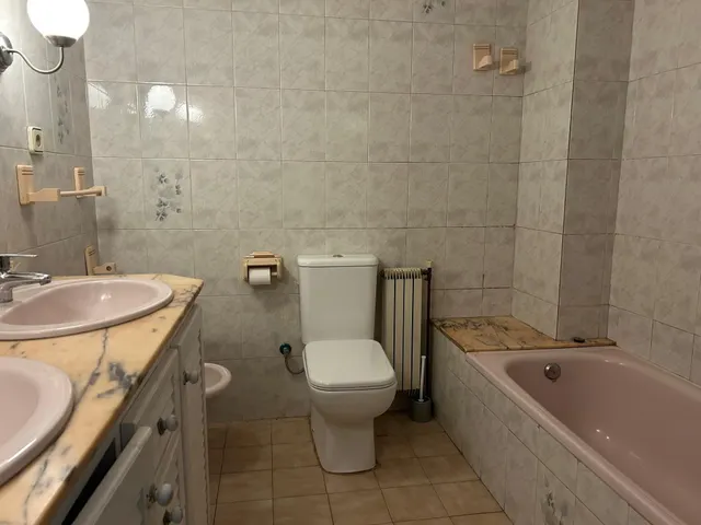 EDIFICIO CON LOCAL Y VIVIENDA INDEPENDIENTE - SABADELL — 22
