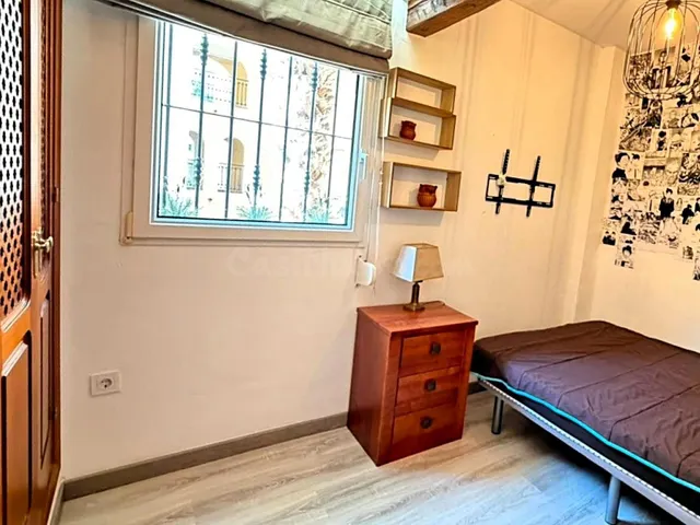 Maravilloso apartamento (aprox. 94 m2 - 1ª planta) en la popular Aldea del Mar con gran zona de piscina. Amplio balcón al sureste y a solo 400 m de la Playa de los Locos. — 20