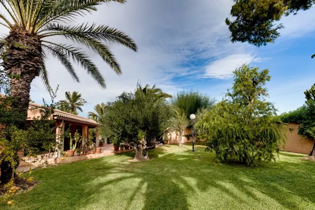 HERMOSA VILLA DE LUJO, ESTILO MEDITERRÁNEO EN LA ZONA DE LA SIESTA-SAN LUIS — 16
