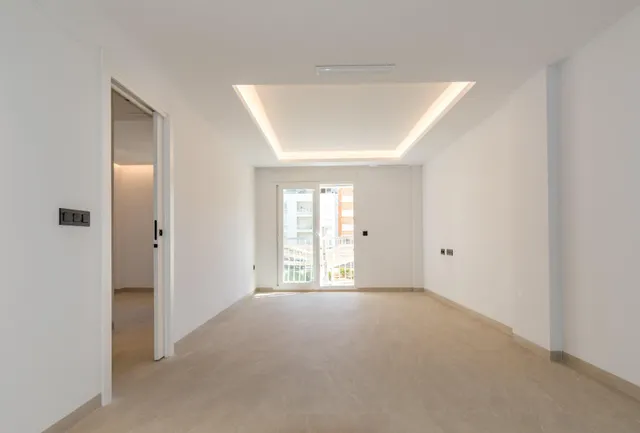 Apartamento totalmente reformado a estrenar frente a la Plaza del Teatro de Torrevieja — 33