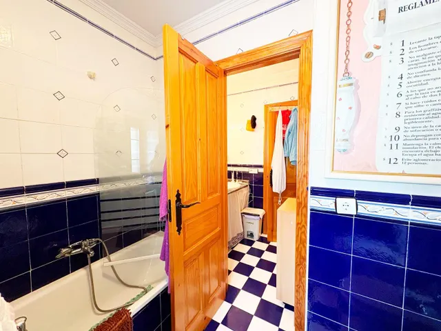 Urbis te ofrece una casa en venta en Navarredonda de la Rinconada, Salamanca. — 36