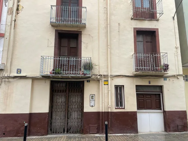 Vivienda con gran potencial de reforma en el centro de Benic - foto 3