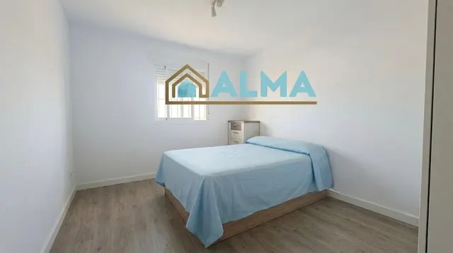 Espectacular Atico con terraza y gran  de solarium en urb. privada con piscina — 14
