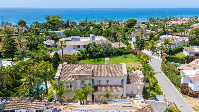 Chalet 4 habitaciones 654m² en venta - Marbella — 11