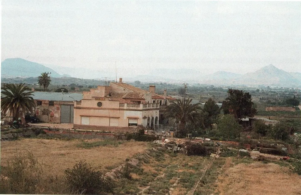GRAN FINCA EN VENTA EN ASPE.
