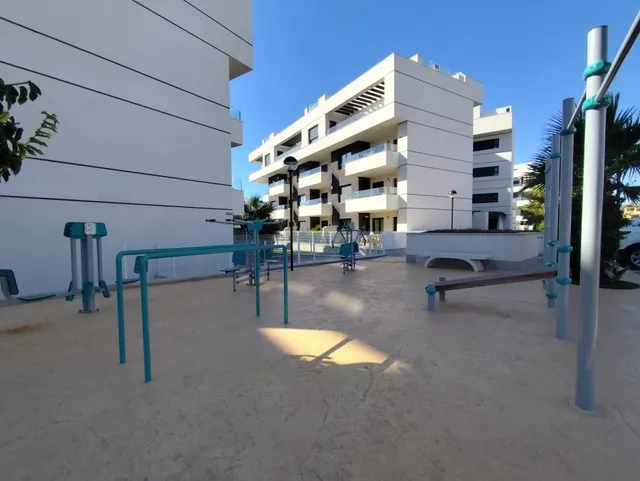 Ático 3 habitaciones 92m² en venta - Villamartin — 39