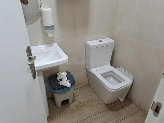Local comercial en venta - La Siesta - El Salado - Torreta — 2