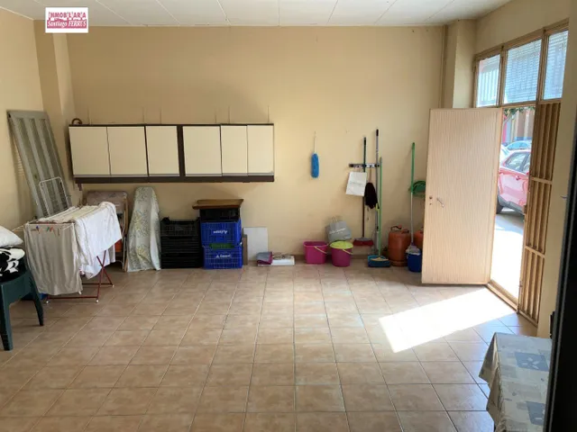 VENTA DE CASA EN BENIFAIO CHAFLAN SALIDA A DOS CALLES — 5