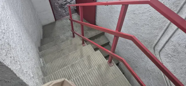 Exclusiva plaza de parking en Sarrià, comodidad, amplitud y  - foto 5