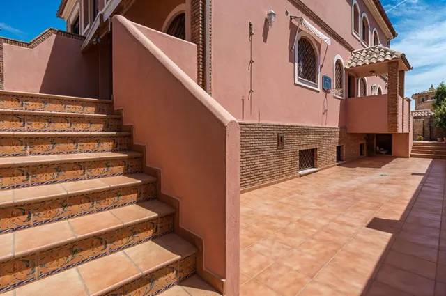 Villa 4 habitaciones 280m² en venta - Cortijo Torrequebrada — 29