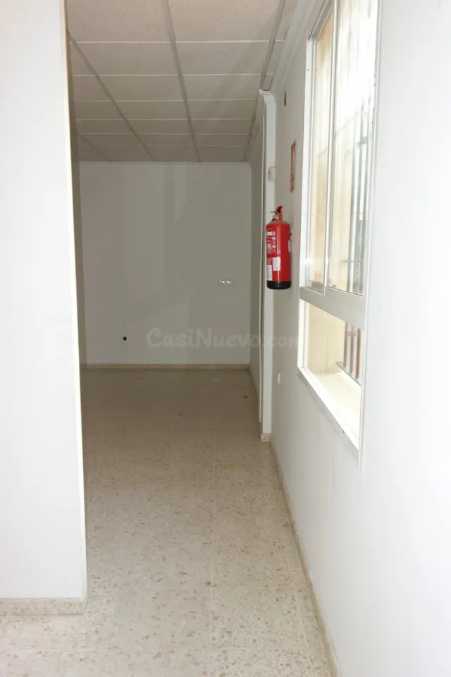 SE ALQUILA LOCAL COMERCIAL EN TRAVESÍA SAN IGNACIO - foto 5