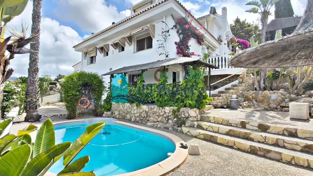 ESPECTACULAR CHALET CON VISTAS AL MAR EN ISLA PLANA – REF 17 - foto 2