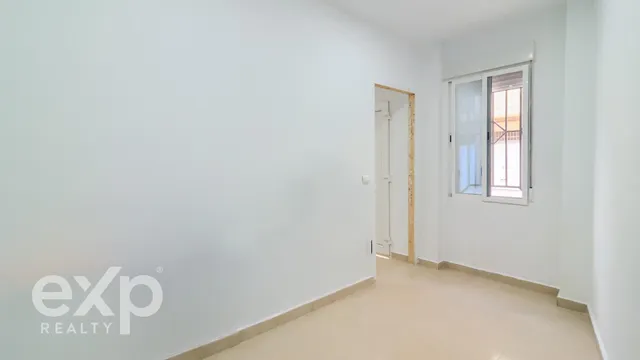 CASA EN ALGEMESI — 47