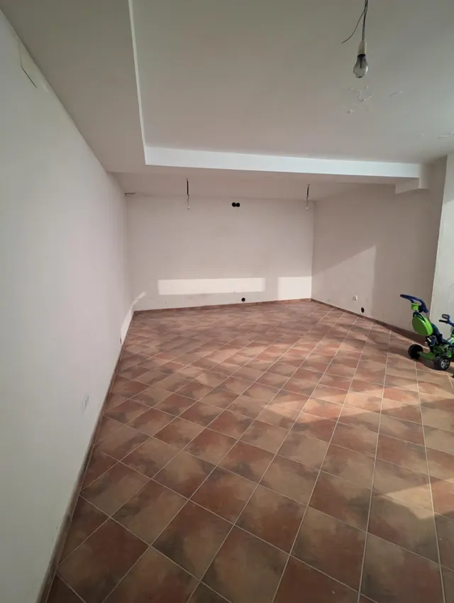 Venta de local comercial en Estella — 4