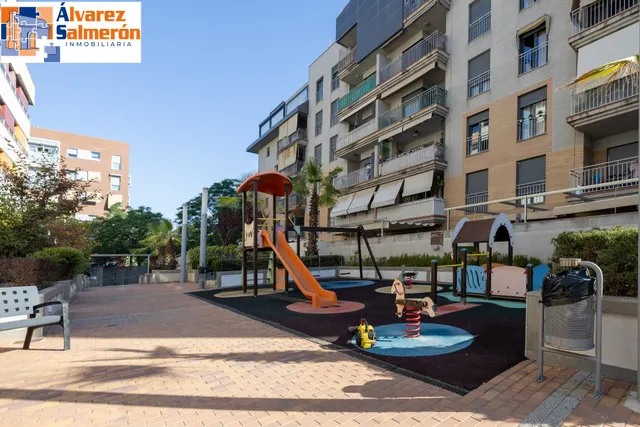 Apartamento tipo loft con garaje incluido y piscina en zona Parque Lagos — 35