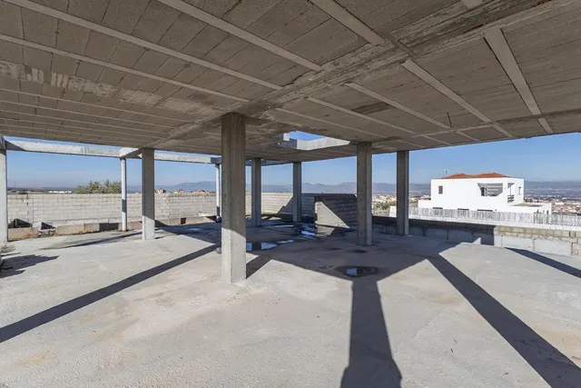 Parcela exclusiva con estructura de Chalet independiente y piscina en Urb. El Montecillo, Las Gabias — 20