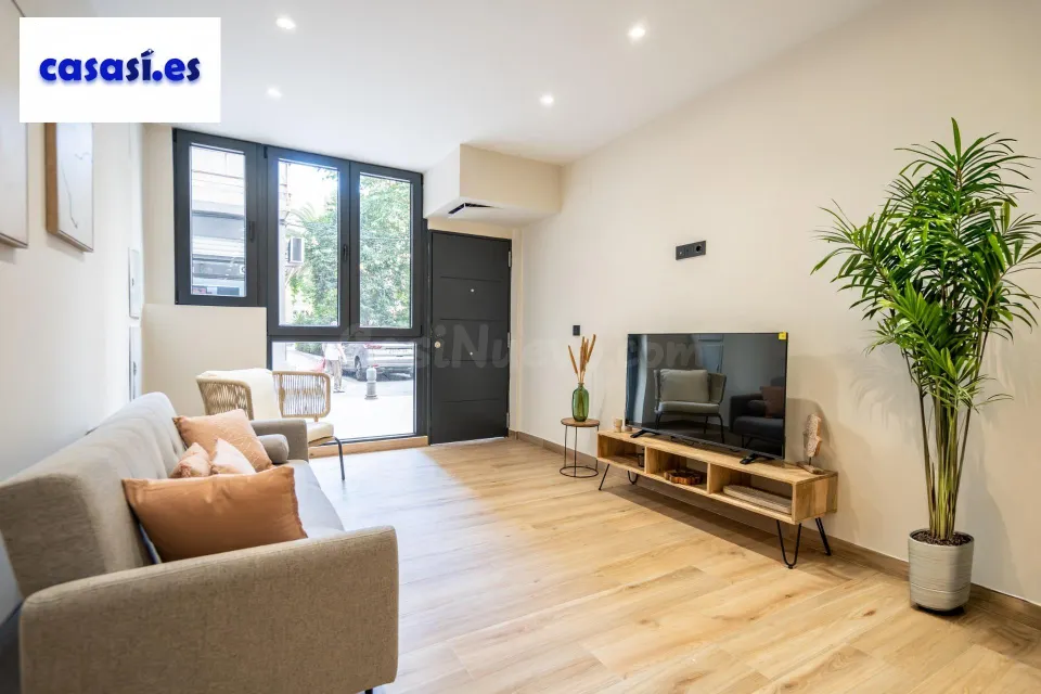 Amplia vivienda junto METRO Recogidas a estrenar!