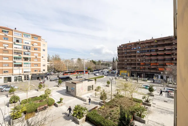 VENTA DE PISO EN PLAZA EINSTEIN – GRANADA — 20