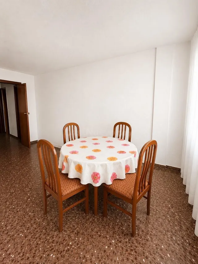 Tu Buena Casa te presenta este luminoso piso en Molina de Se - foto 4