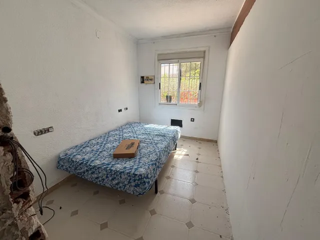 Chalet pareado para reformar, con piscina y gran parcela — 16