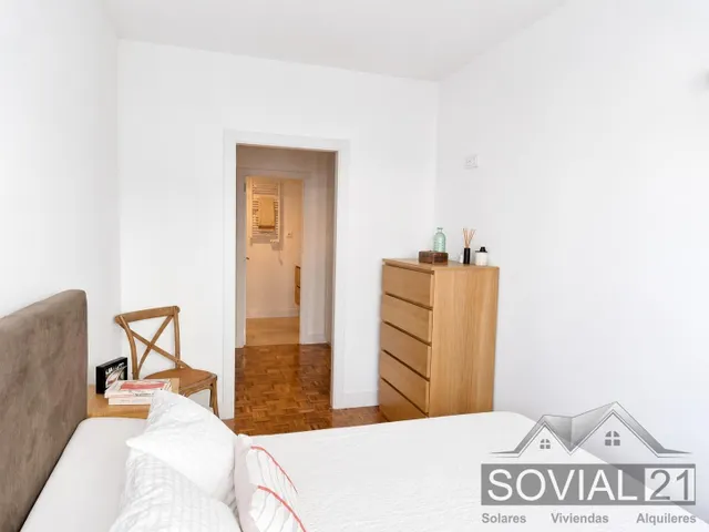 Piso reformado con mucho estilo junto a la plaza Sanllehy — 9