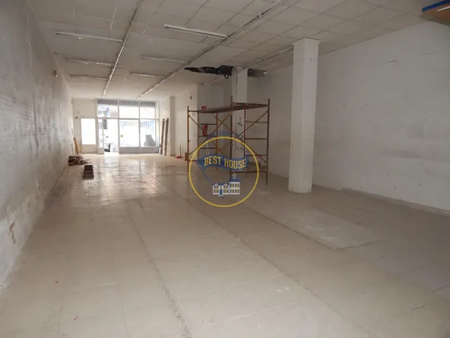 OPORTUNIDAD LOCAL COMERCIAL UBICADO EN AVENIDA PRINCIPAL DE 